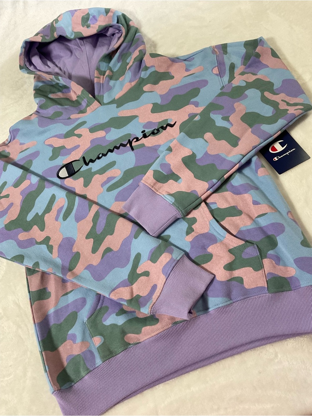 Champion Camo Hoodie Girls Size L-14
NWT